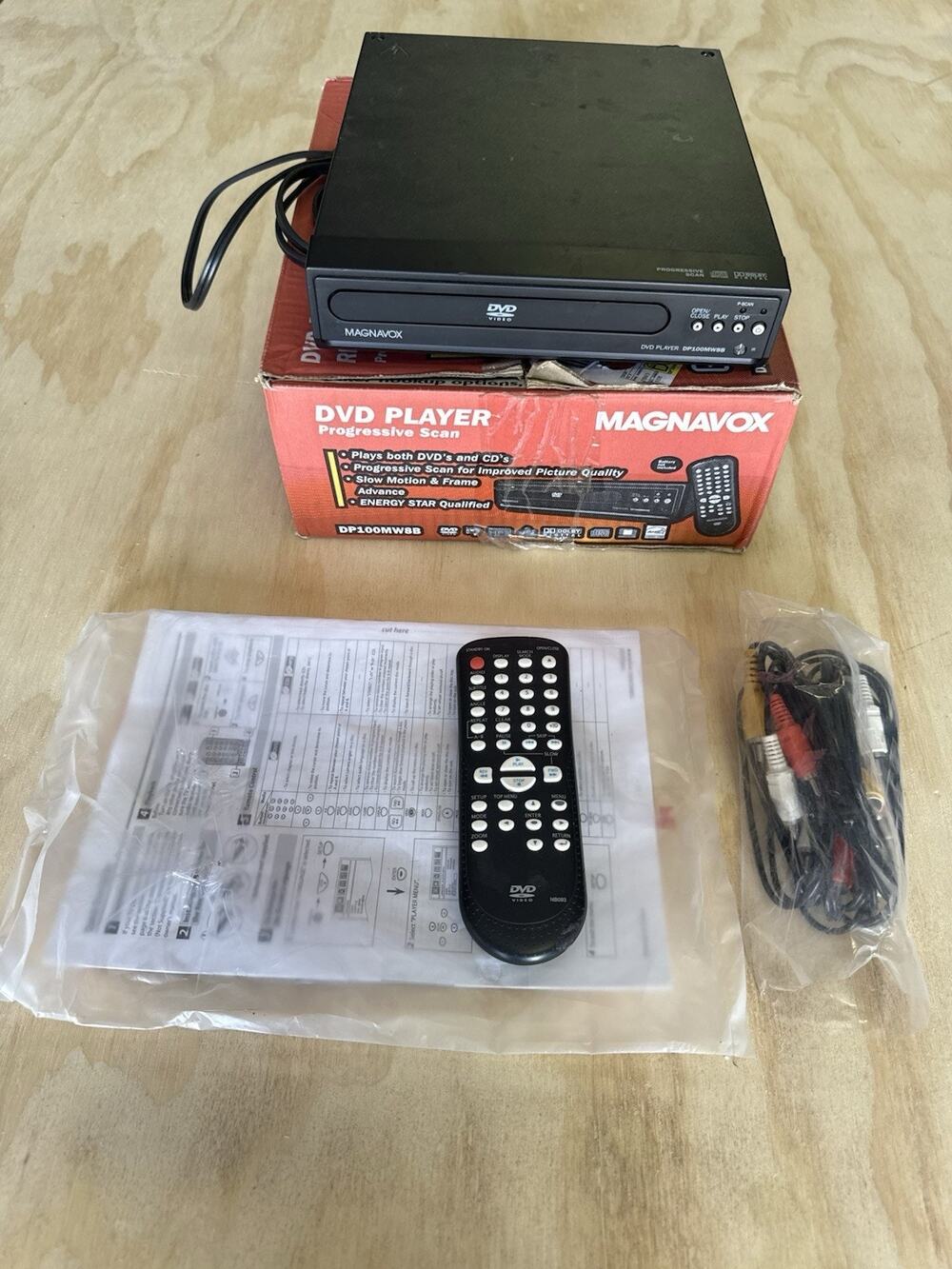 Magnavox #DP100MW8B Small Compact DVD Player W/Remote & RCA Cables-Tested/Works
